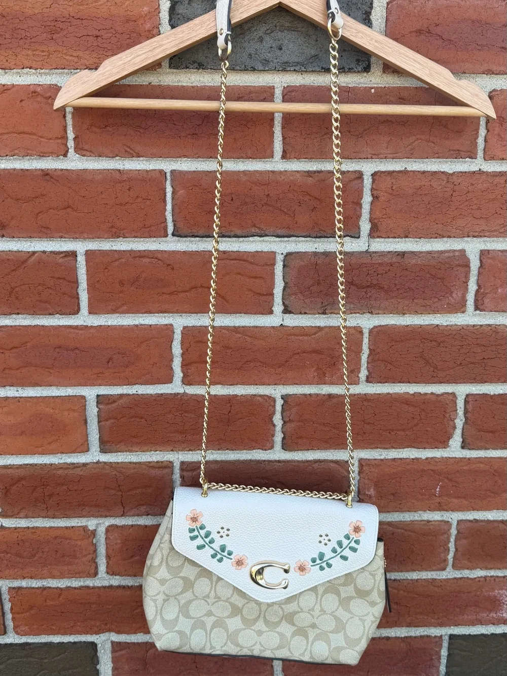 Coach Tammie Floral Appliqué Signature Canvas Shoulder Bag in Chalk/Tan